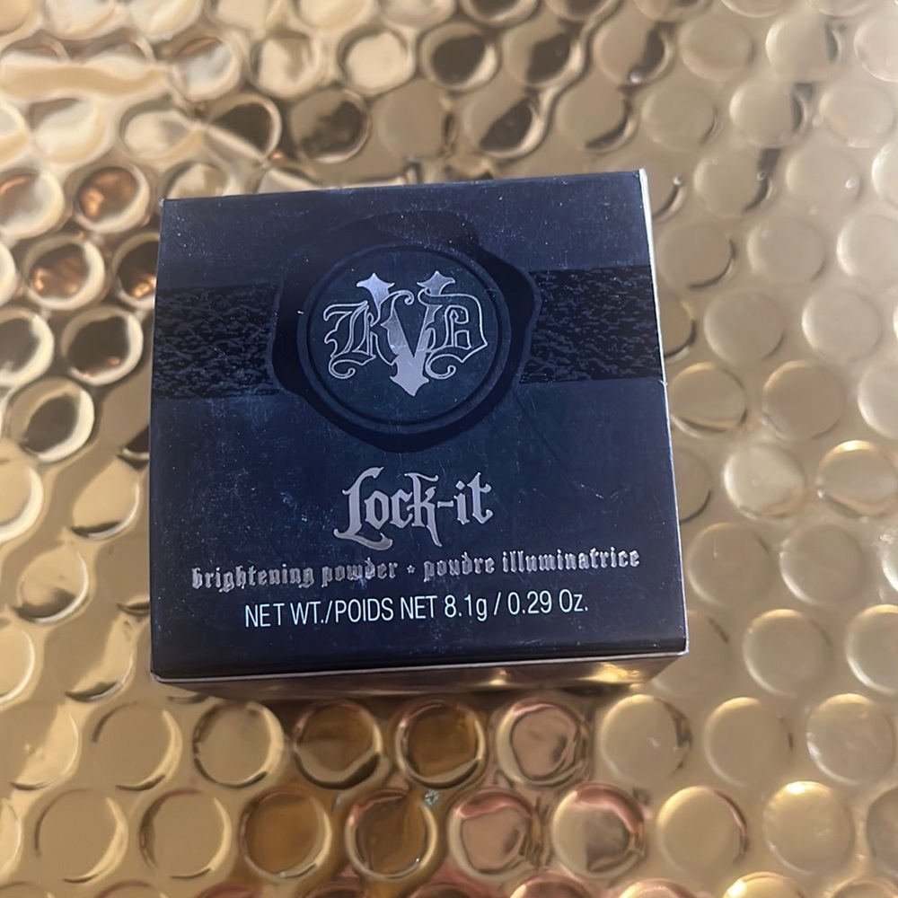 New KVD lock it setting powder - Golden